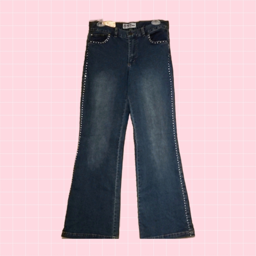 River Blue Jeans ⛲️ Bootcut Rhinestone Jeans
